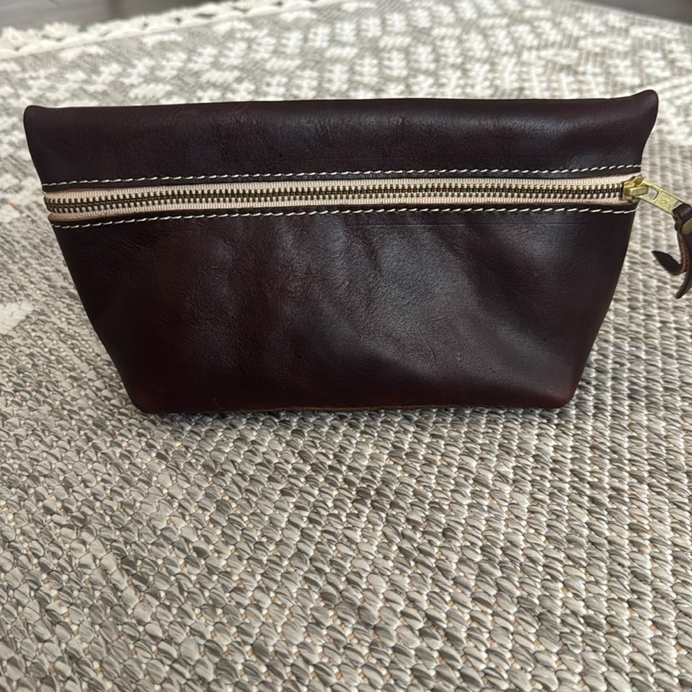 Portland Leather Dark Brown Cosmetic Bag